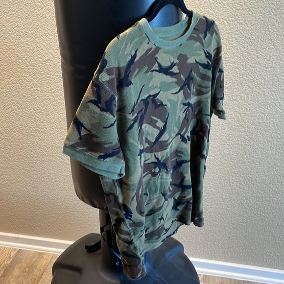 Camo Polo Waffle Shirt - Picture 3 of 4